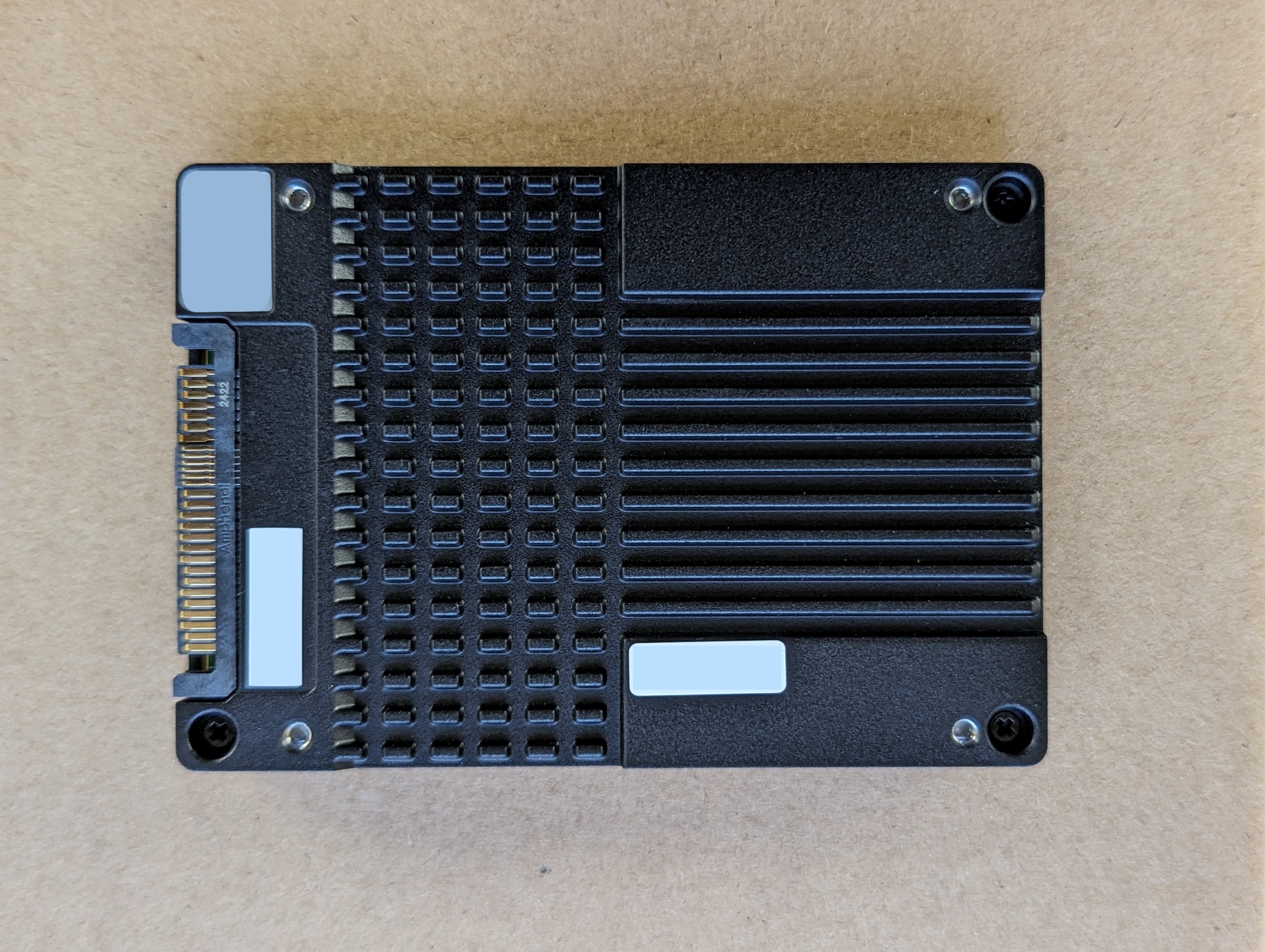 【10月特価】新品 サーバー取り外し品 7.68TB NVMe PCI-E Gen5 U.2